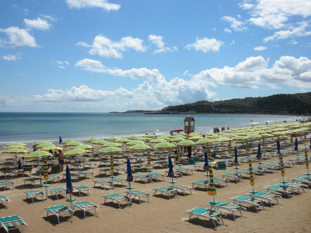 Villaggio Club Baia di Paradiso Vieste Bagian luar foto
